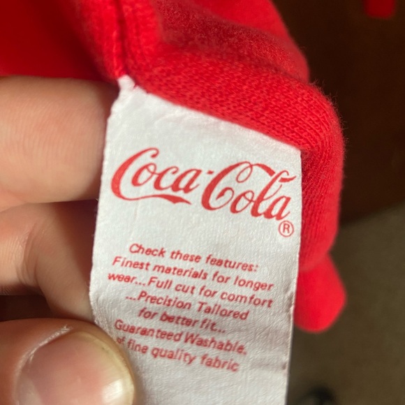 Coca Cola Vintage Red Speedboat Graphic Sweater - Picture 14 of 14